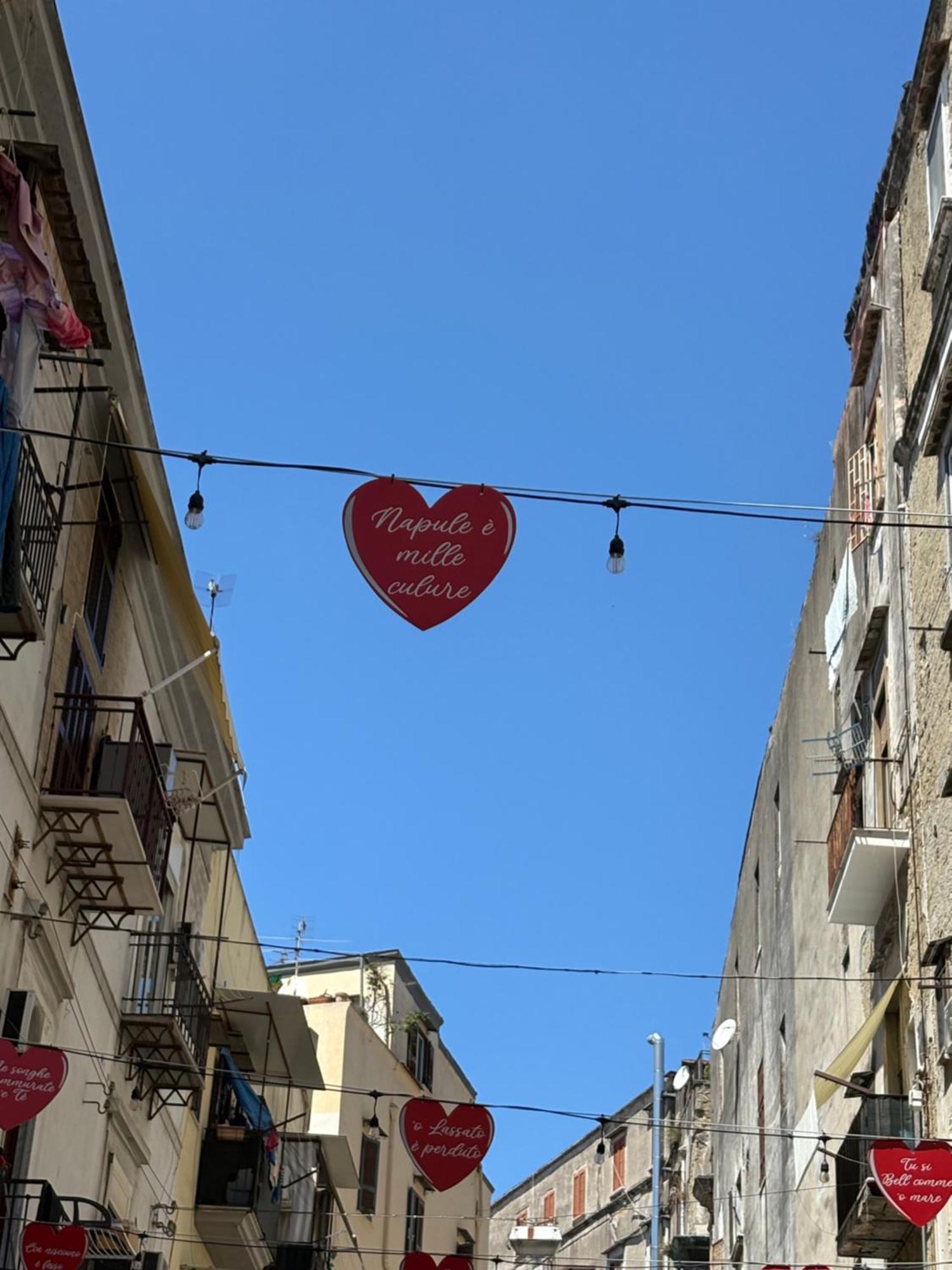 Guest House “Nonna Rossa” Naples Exterior photo
