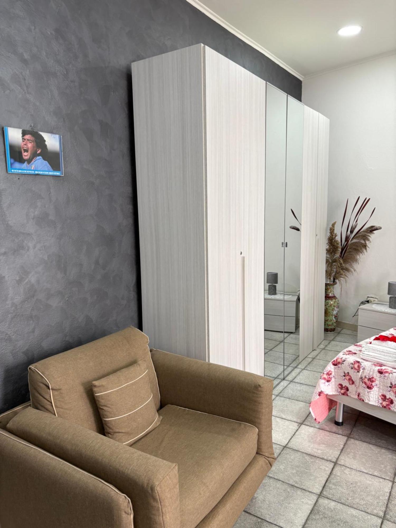 Guest House “Nonna Rossa” Naples Exterior photo